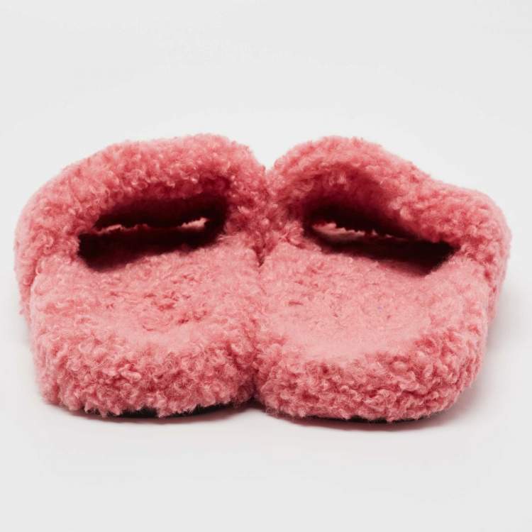 Pre Owned Balenciaga Pink Logo Shearling Flat Slides Size 39