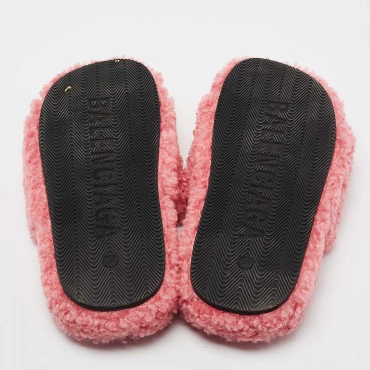 Pre Owned Balenciaga Pink Logo Shearling Flat Slides Size 39