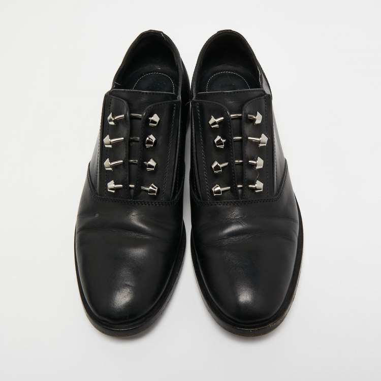 Pre Owned Balenciaga Black Leather Studded Oxfords Size 39