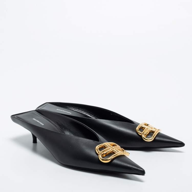 Pre Owned Balenciaga Black Leather Knife Sandals Size 37