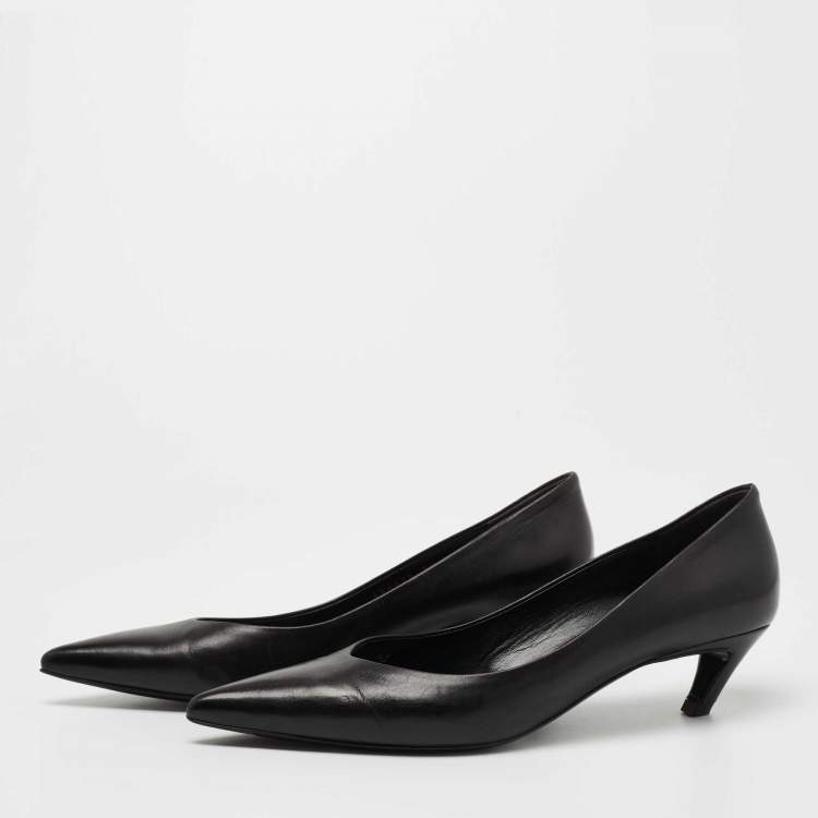 Pre Owned Balenciaga Black Leather Knife Pumps Size 39