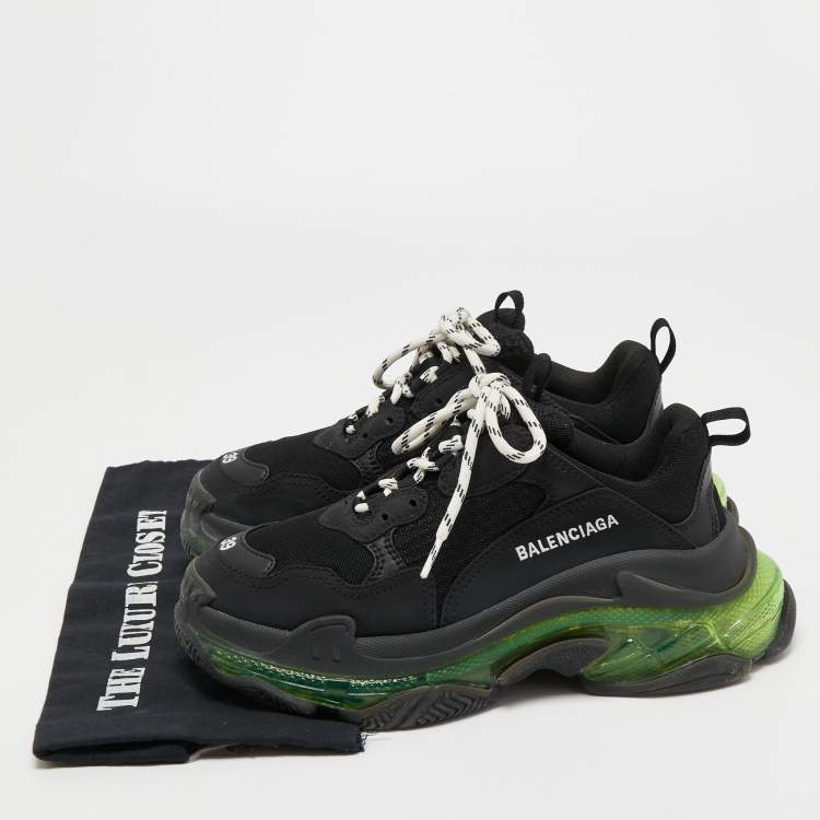 مملوكة مسبقًا Balenciaga Black Leather and Fabric Triple S Sneakers Size 39