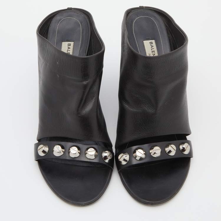 مملوكة مسبقًا Balenciaga Black Leather Studded Arena Wedge Mules Size 38