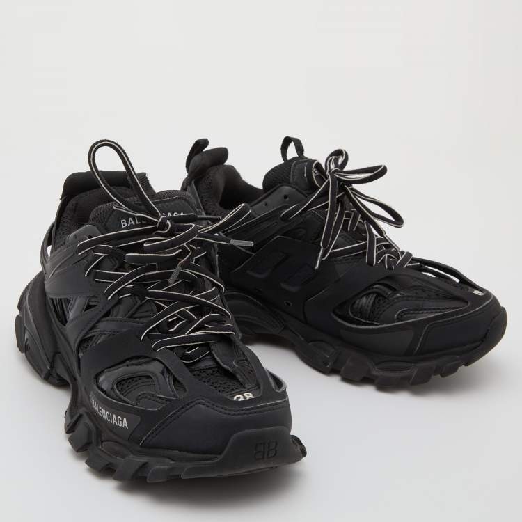 مملوكة مسبقًا Balenciaga Black Neoprene, Leather and Mesh Track Sneakers Size 38