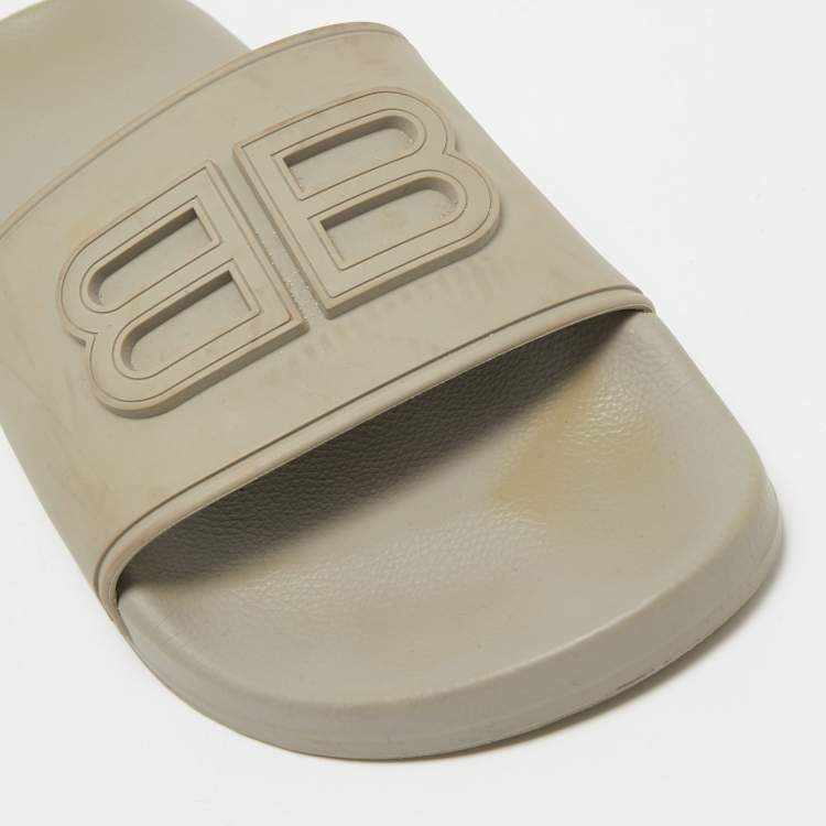Pre Owned Balenciaga Grey Rubber BB Logo Flat Slides Size 37