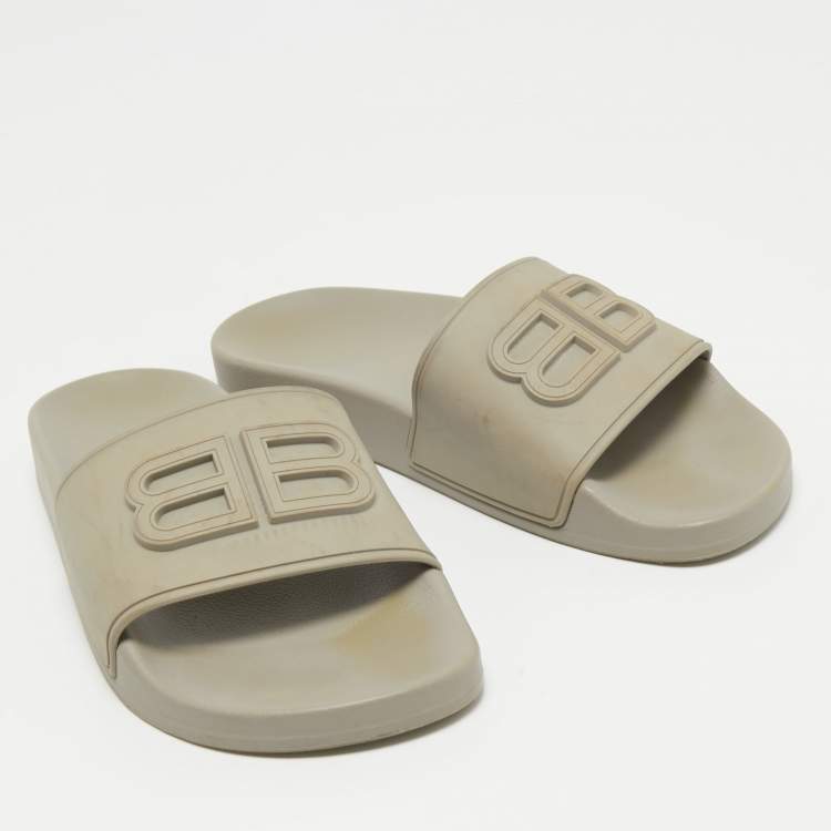 Pre Owned Balenciaga Grey Rubber BB Logo Flat Slides Size 37