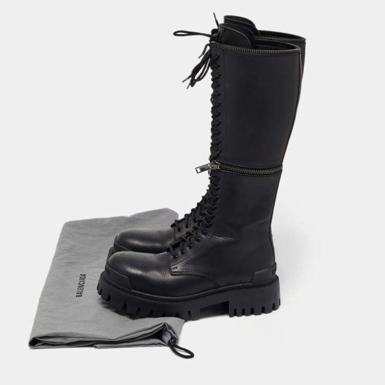 مملوكة مسبقًا Balenciaga Black Leather Combat Calf Boots Size 38