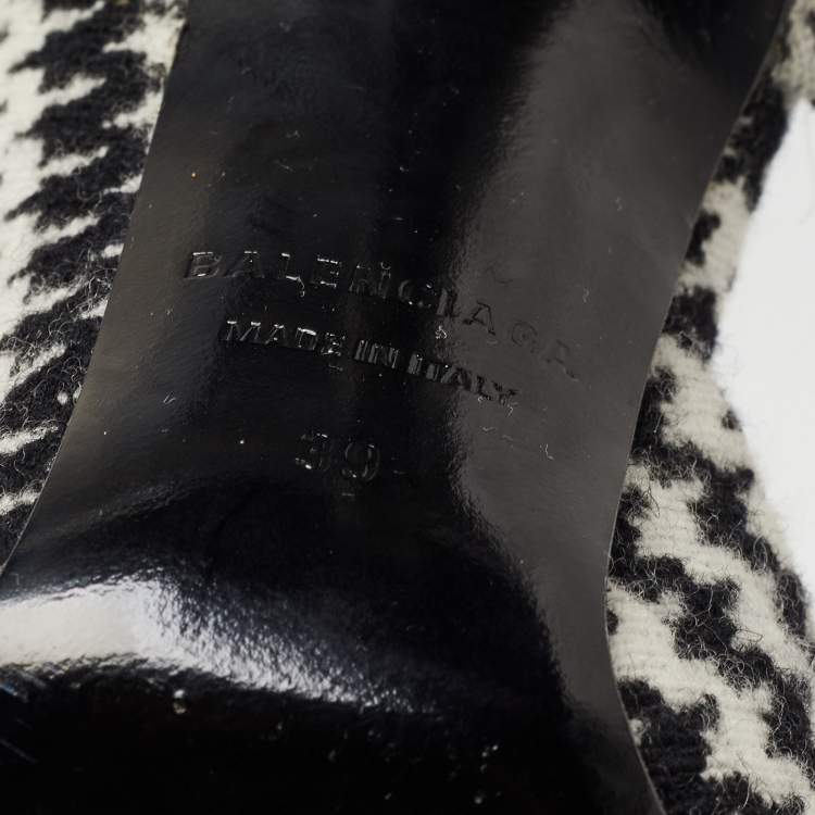 Pre Owned Balenciaga Black/White Tweed BB Pointed Toe D'orsay Pumps Size 39