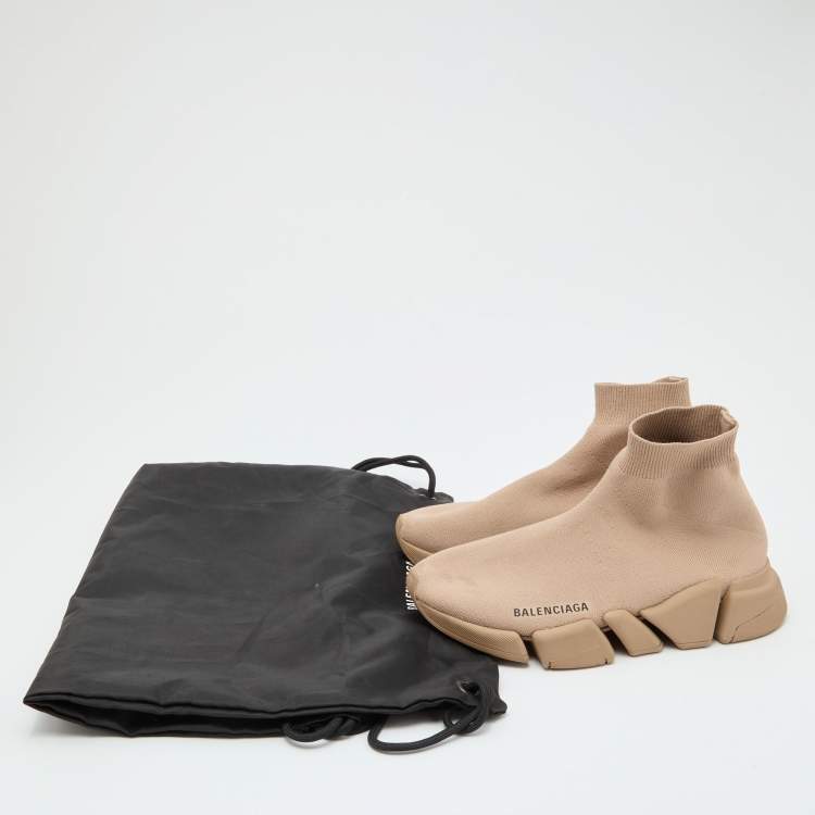 مملوكة مسبقًا Balenciaga Beige Knit Fabric Speed Trainer Slip On Sneakers Size 37