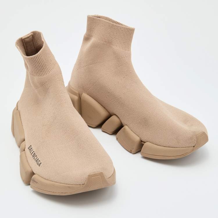مملوكة مسبقًا Balenciaga Beige Knit Fabric Speed Trainer Slip On Sneakers Size 37