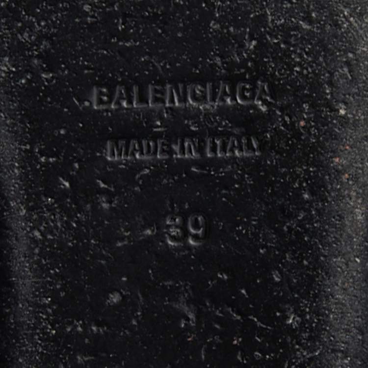 Pre Owned Balenciaga Black Leather Cosy BB Flat Mules Size 39