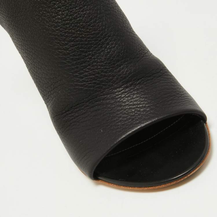Pre Owned Balenciaga Black Leather Glove Sandals Size 37