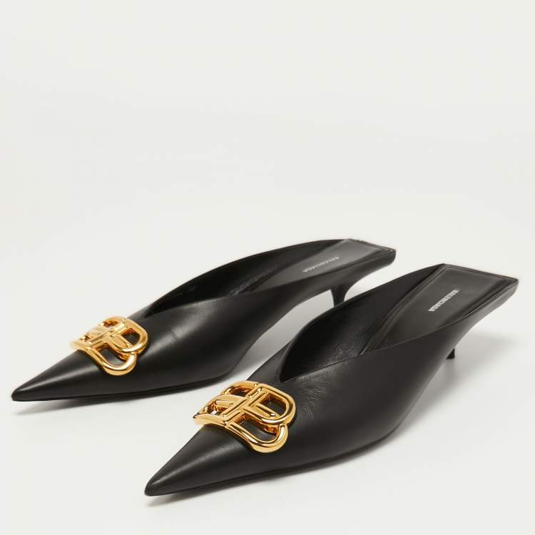 Pre Owned Balenciaga Black Leather Knife Mules Size 38  