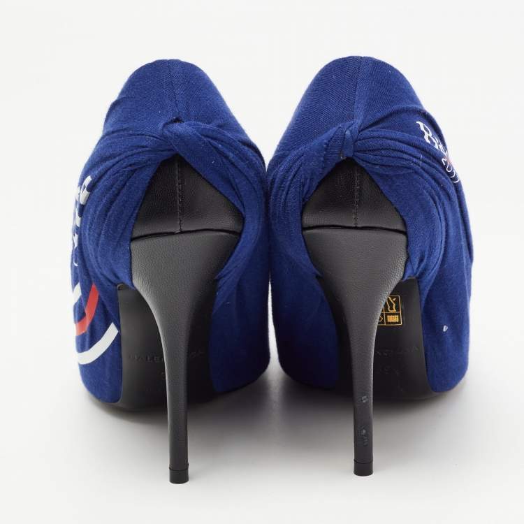 مملوكة مسبقًا Balenciaga Blue/Black Logo Print Fabric and Leather Knife Pumps Size 39