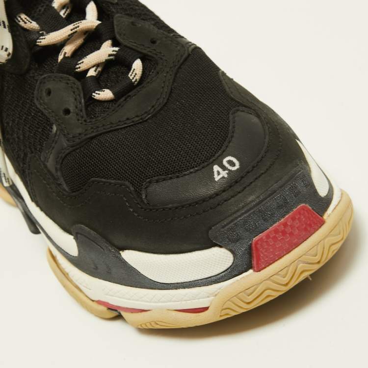 Pre Owned Balenciaga Black/Red Leather and Mesh Triple S Sneakers Size 40