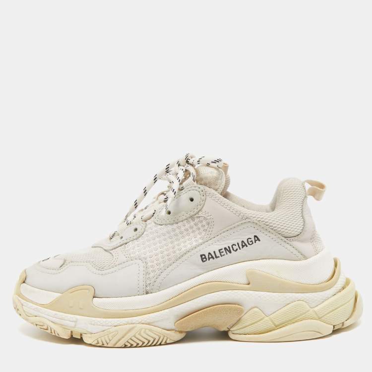 مملوكة مسبقًا Balenciaga Grey Leather and Mesh Triple S Sneakers Size 40