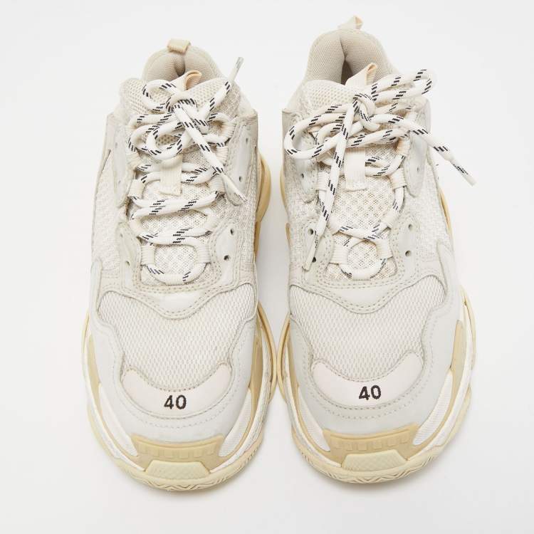 مملوكة مسبقًا Balenciaga Grey Leather and Mesh Triple S Sneakers Size 40