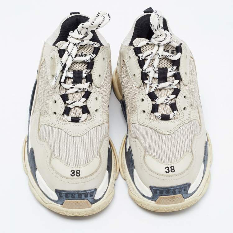 Pre Owned Balenciaga Light Grey Mesh and Leather Triple S Sneakers Size 38