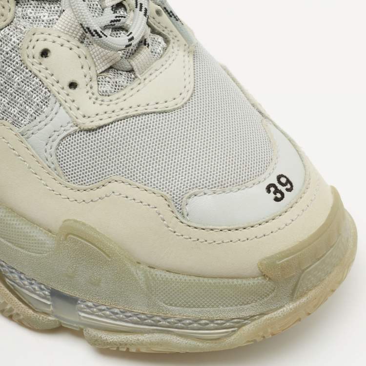 Pre Owned Balenciaga Grey Leather and Mesh Triple S Low Top Sneakers Size 39