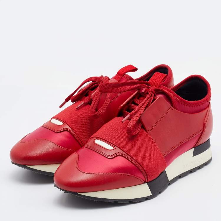 outfit red balenciaga sneakers