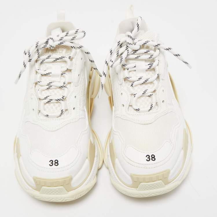 Pre Owned Balenciaga White/Grey Mesh And Leather Triple S Low Top Sneakers Size 38