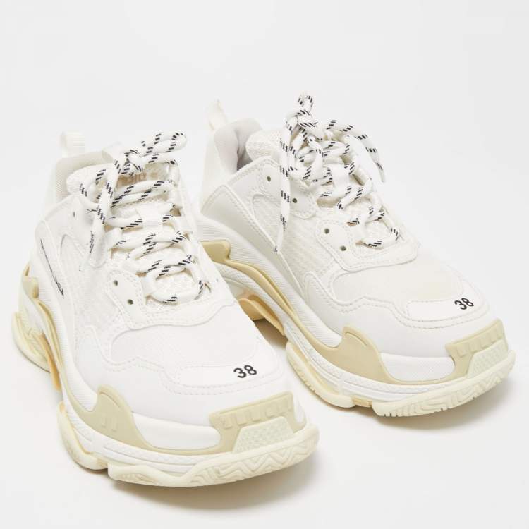 Pre Owned Balenciaga White/Grey Mesh And Leather Triple S Low Top Sneakers Size 38