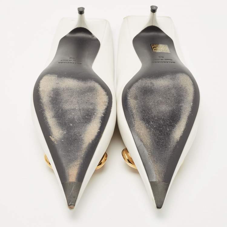 مملوكة مسبقًا Balenciaga White Leather Square BB Knife Mules Size 40