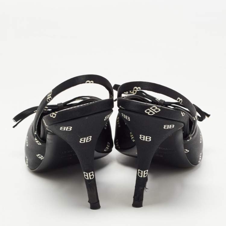 مملوكة مسبقًا Balenciaga Black BB Logo Print Satin Bow Knife Slingback Pumps Size 38