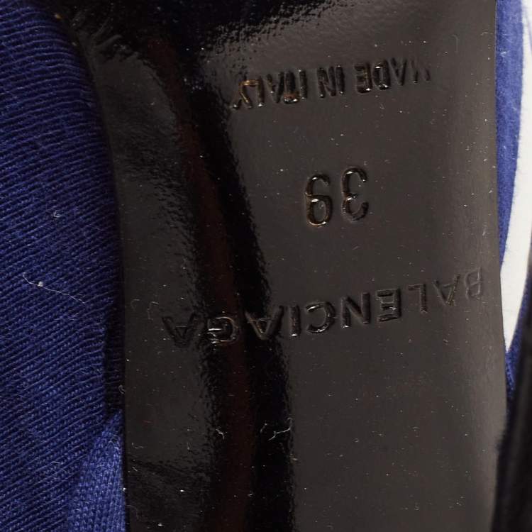 Pre Owned Balenciaga Blue Fabric and Leather Knife Pumps Size 39
