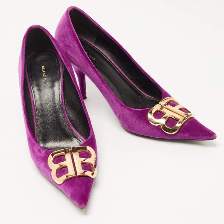Pre Owned Balenciaga Purple Velvet Pointed Toe BB  Pumps Size 39