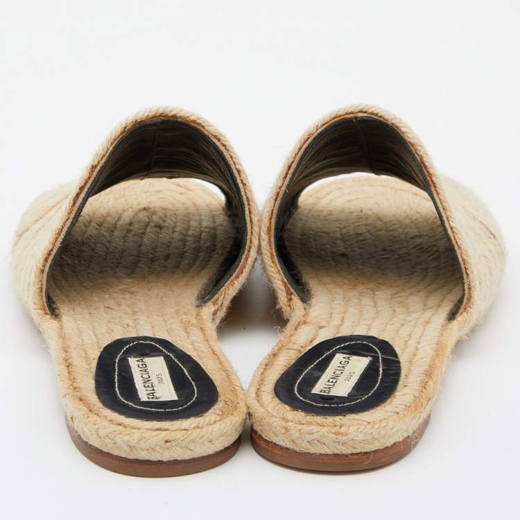 مملوكة مسبقًا Balenciaga Beige Jute  Flat Slides Size 40