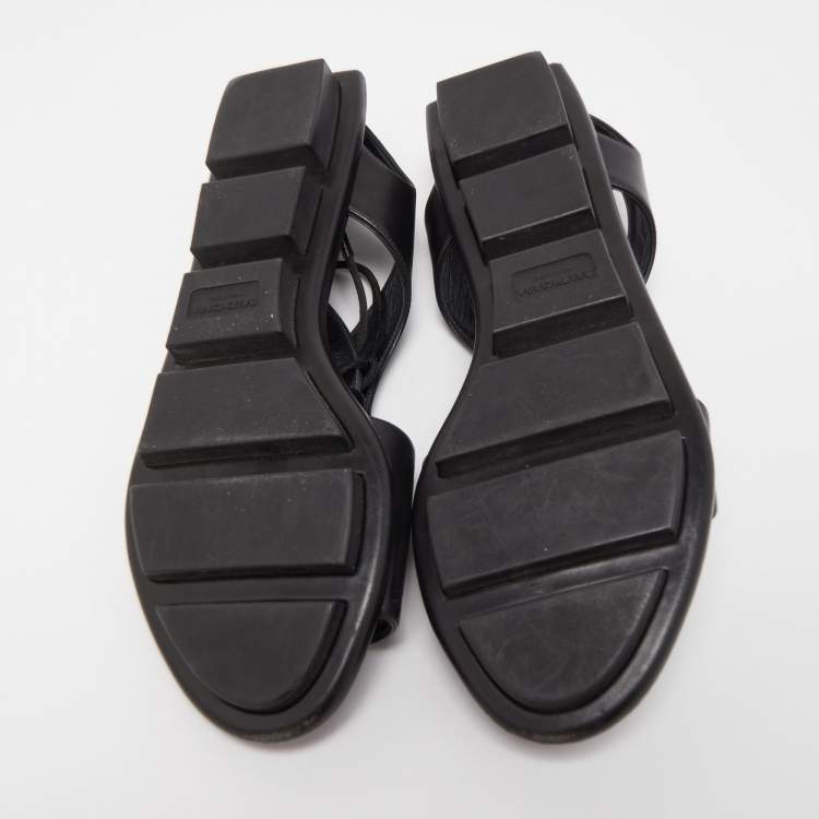 Pre Owned Balenciaga Black Leather Thong Flat Sandals Size 40