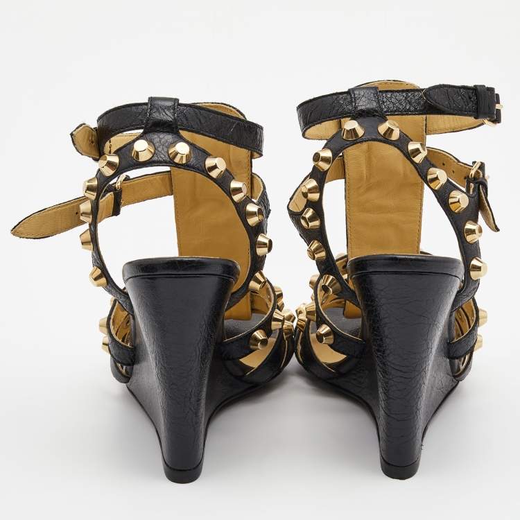 مملوكة مسبقًا Balenciaga Black Leather Arena Wedge Sandals Size 38 