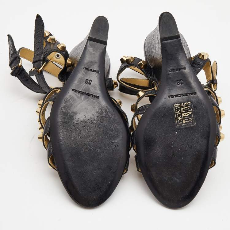مملوكة مسبقًا Balenciaga Black Leather Arena Wedge Sandals Size 38 