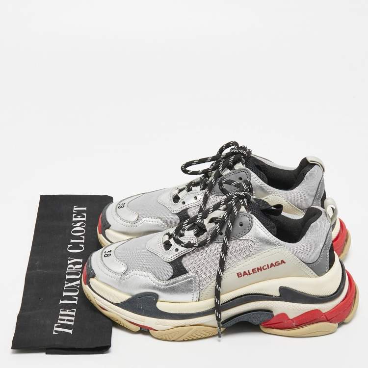 مملوكة مسبقًا Balenciaga Silver Leather and Mesh Triple S Clear Sneakers Size 38