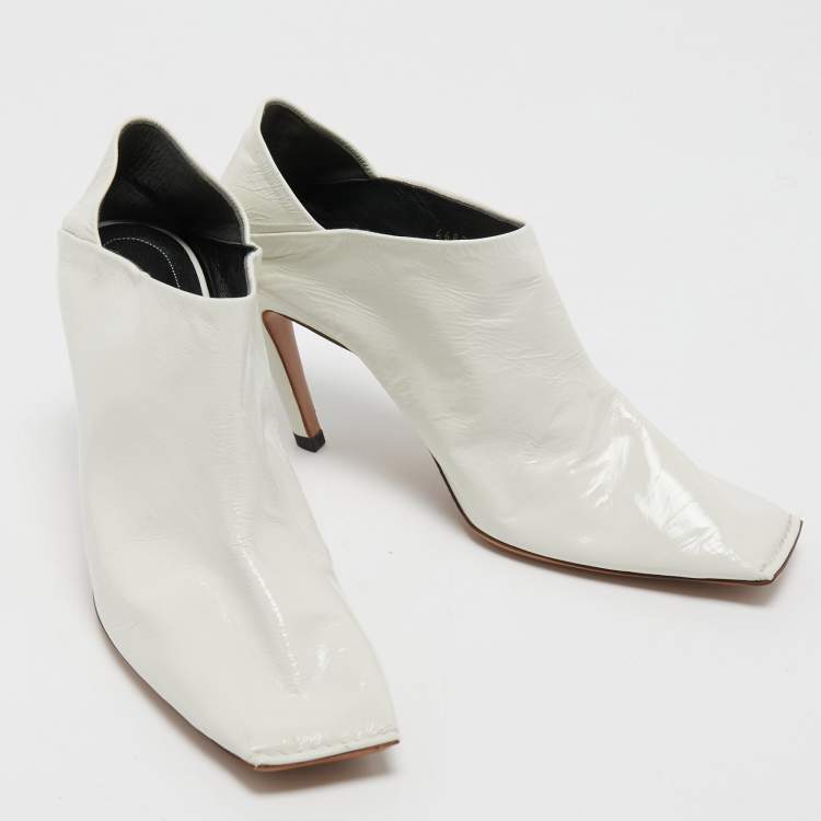 Pre Owned Balenciaga White Leather Square Toe Booties Size 38