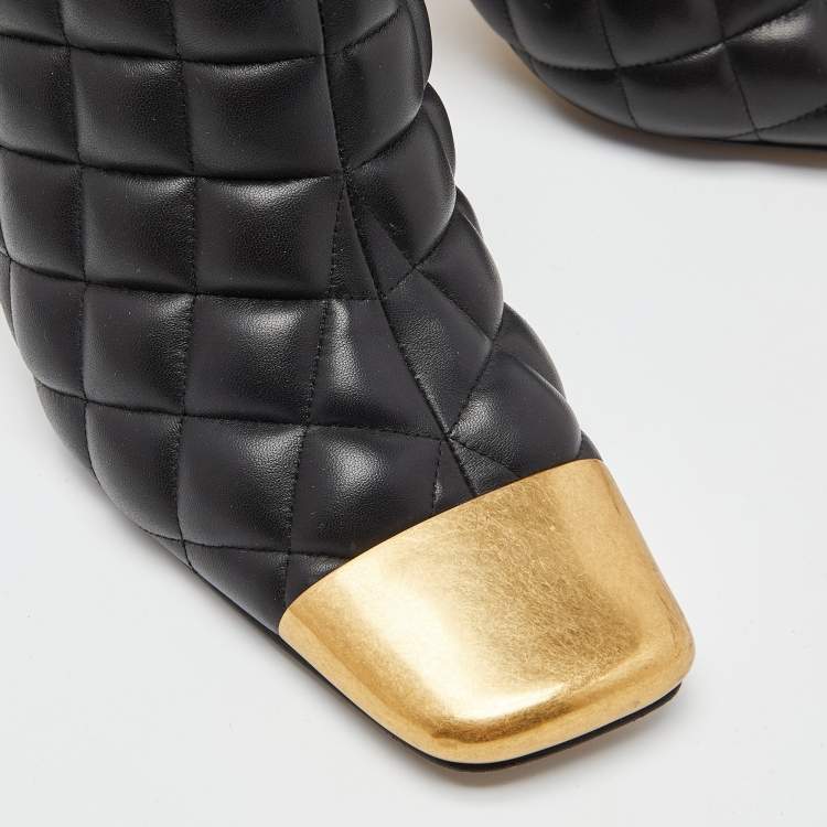 Pre Owned Bottega Veneta Black Quilted Padded Leather Mules Size 38
