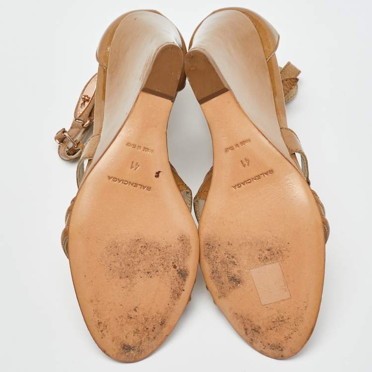 Pre Owned Balenciaga Beige Patent Leather Wedge Ankle Strap Sandals Size 41