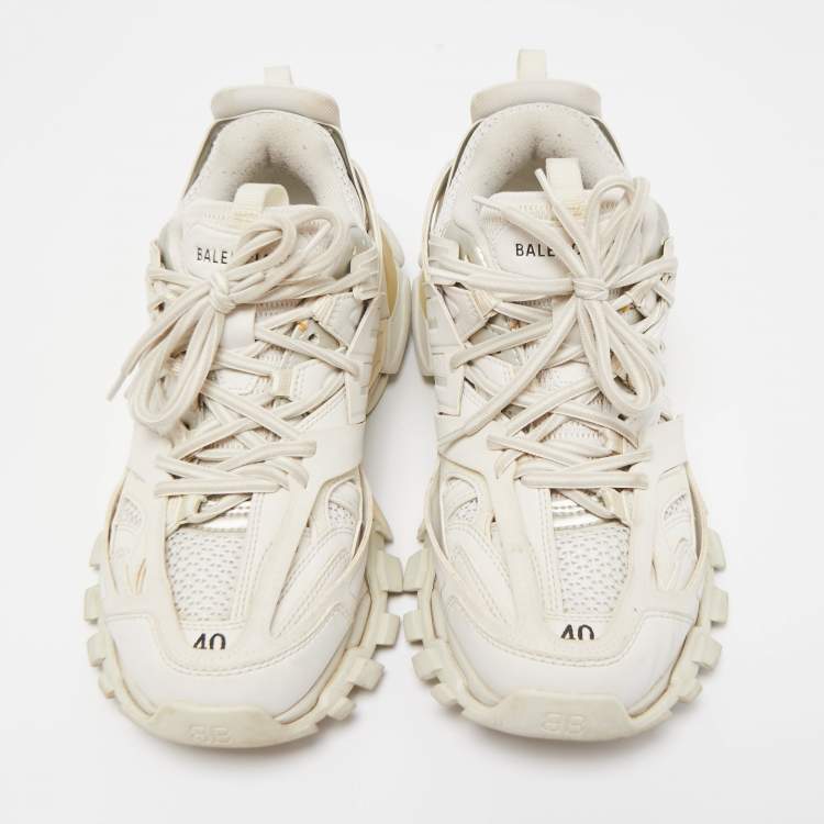 مملوكة مسبقًا Balenciaga White Leather and Mesh Track Sneakers Size 40