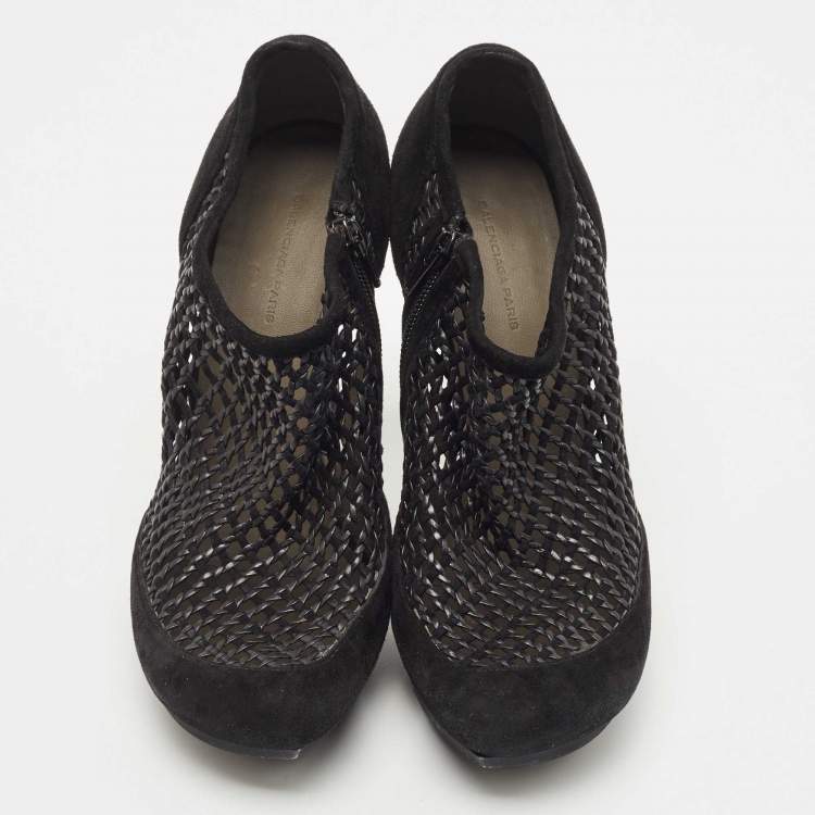 Pre Owned Balenciaga Black Leather and Suede Ankle Boots Size 40.5