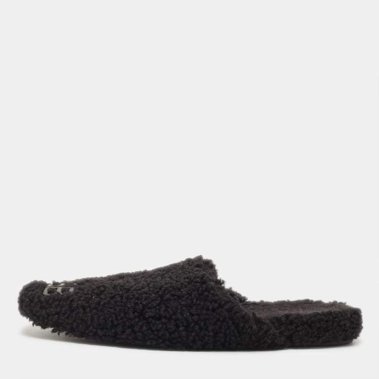 Pre Owned Balenciaga Black Shearling Fur BB Flat Mules Size 39