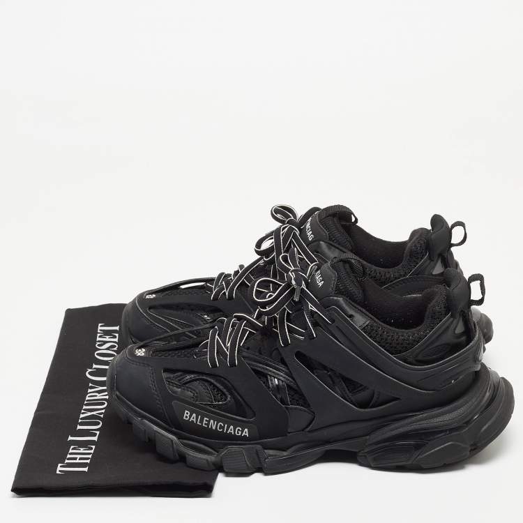 مملوكة مسبقًا Balenciaga Black Leather and Mesh Track Sneakers Size 38