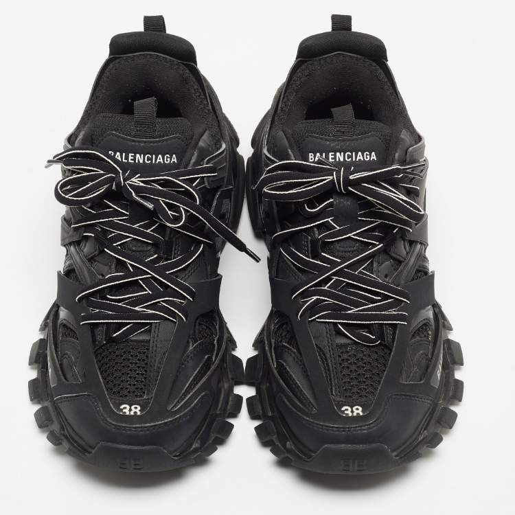 مملوكة مسبقًا Balenciaga Black Leather and Mesh Track Sneakers Size 38