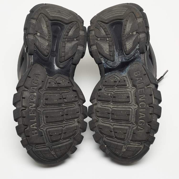 مملوكة مسبقًا Balenciaga Black Leather and Mesh Track Sneakers Size 38