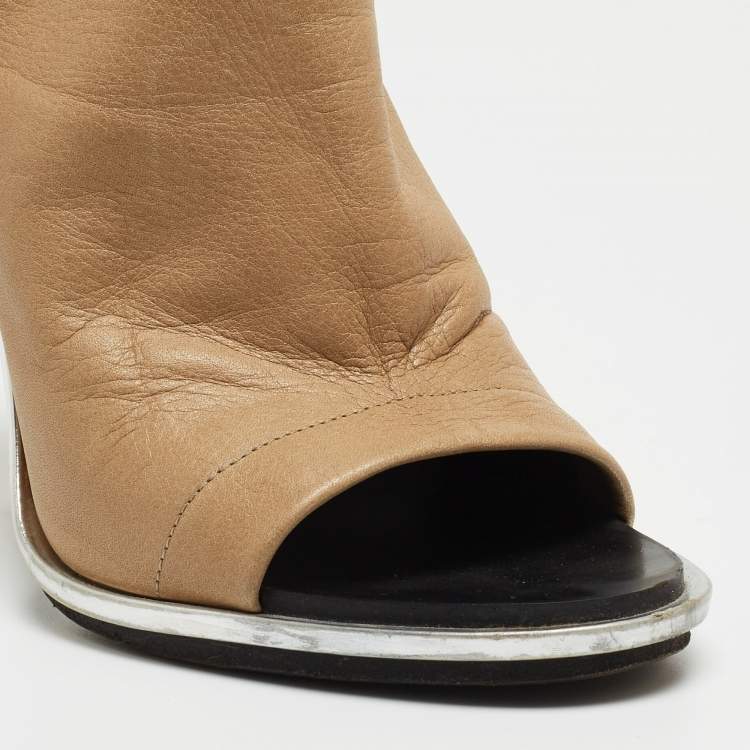 Pre Owned Balenciaga Beige Leather Glove Open Toe Pumps Size 39 