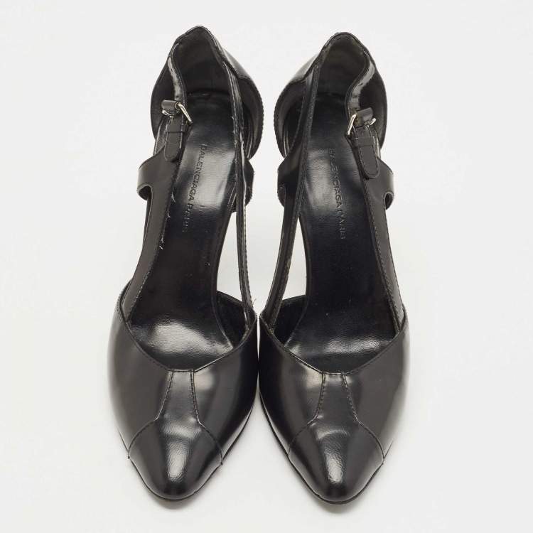 Pre Owned Balenciaga Black Leather Cutout Pumps Size 38