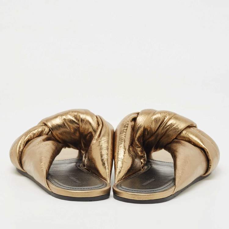 مملوكة مسبقًا Balenciaga Gold Leather  Flat Slides Size 38