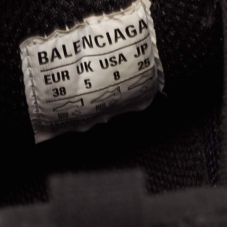 مملوكة مسبقًا Balenciaga Black Mesh and Nubuck Triple S Sneakers Size 38