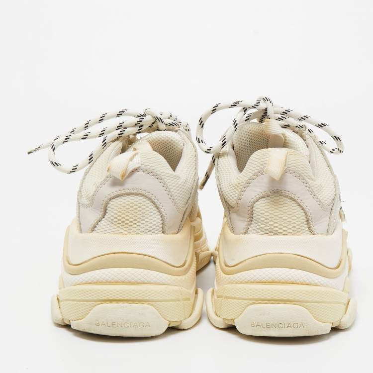 Pre Owned Balenciaga White/Grey Mesh and Nubuck Leather Triple S Sneakers Size 39