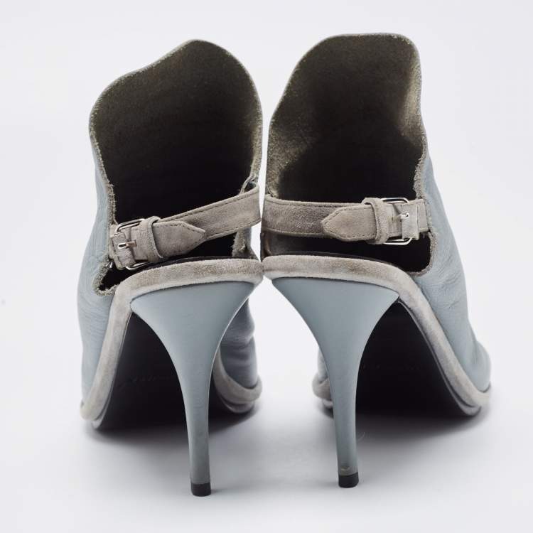 Pre Owned Balenciaga Grey Suede and Leather Glove Sandals Size 39